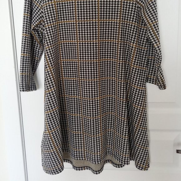 Stradivarius Shirt - Picture 2 of 4